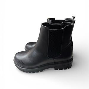 UNR8ED- Black Ankle Boots